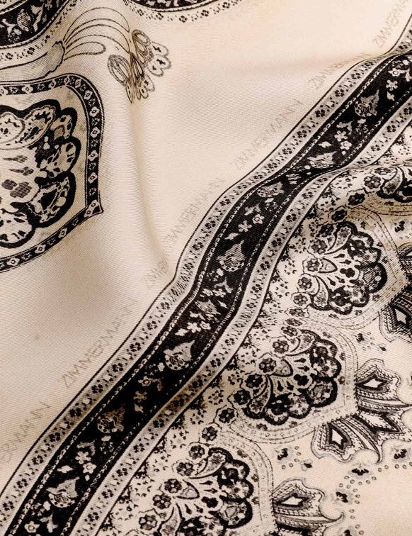 Printed Silk Maxi Square Cream Perla Paisley Online Printed Silk Maxi Square Cream Perla Paisley Online